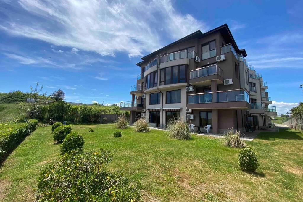 Seaview Dreamy Apartment With A Pool And Garden Sinemorec Exteriér fotografie