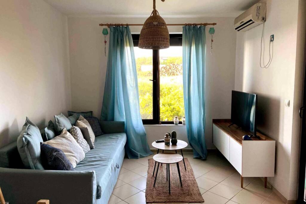 Seaview Dreamy Apartment With A Pool And Garden Sinemorec Exteriér fotografie